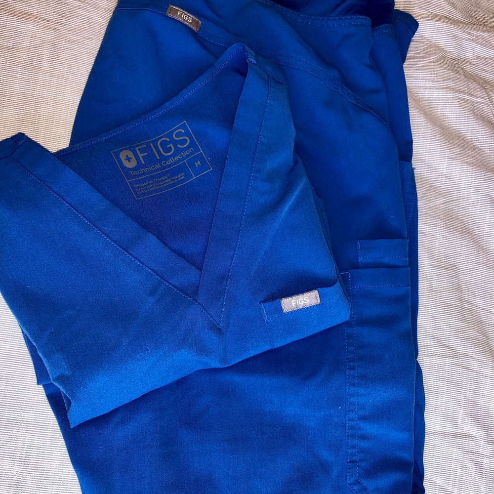 FIGS Tall Royal Blue Scrub Set